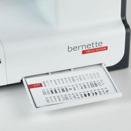 Швейная машина Bernette B37 4