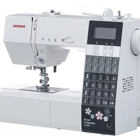 Швейная машина Janome 7100 DC 0